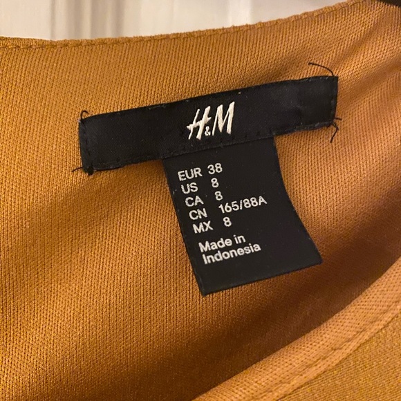 H&M dress size 8 - Picture 3 of 5